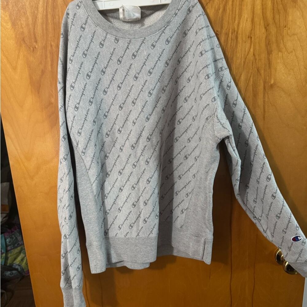 Champion Women's Gray Logo Sweater - size M